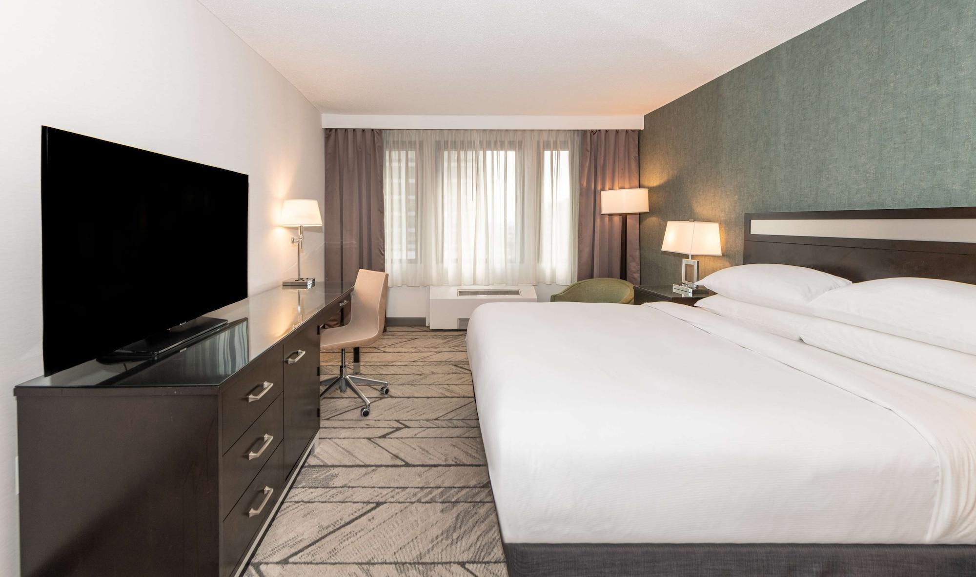 Doubletree By Hilton Newark Penn Station, Nj Hotel Exterior photo