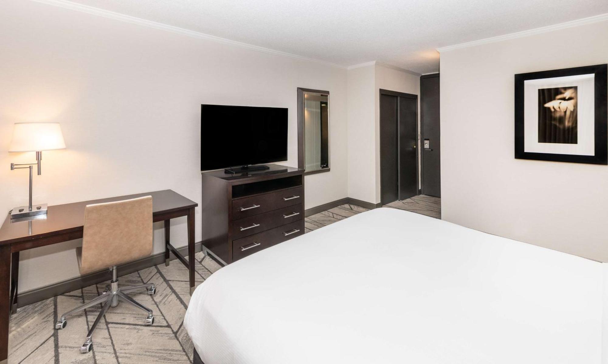 Doubletree By Hilton Newark Penn Station, Nj Hotel Exterior photo