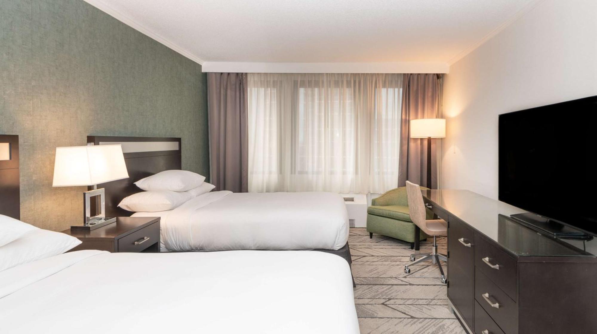 Doubletree By Hilton Newark Penn Station, Nj Hotel Exterior photo