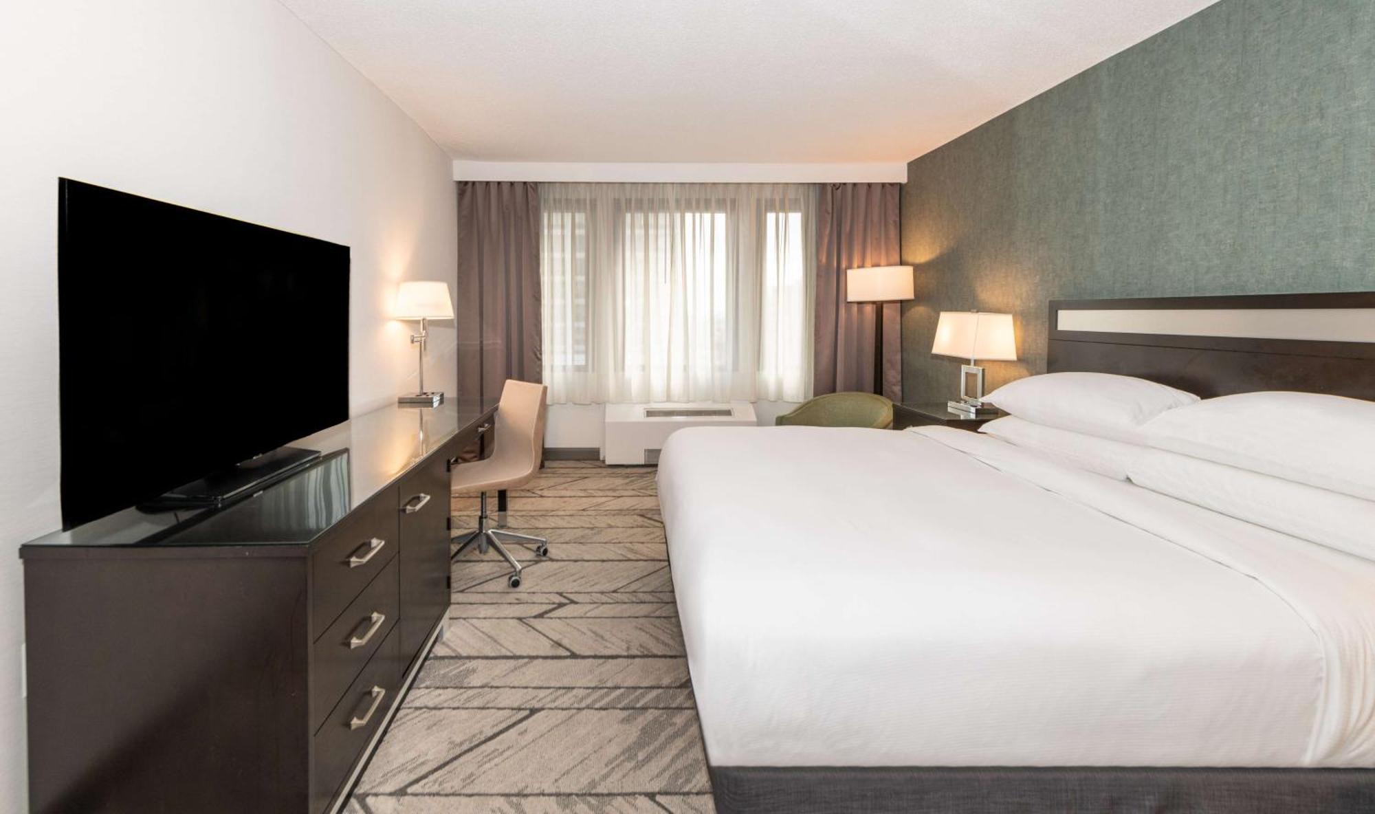 Doubletree By Hilton Newark Penn Station, Nj Hotel Exterior photo
