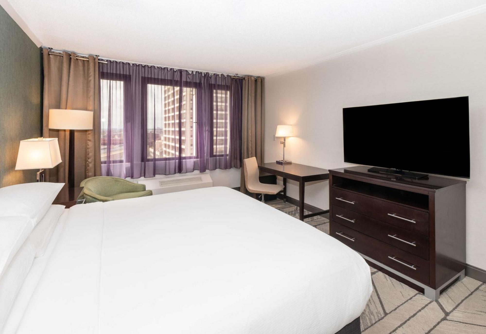 Doubletree By Hilton Newark Penn Station, Nj Hotel Exterior photo